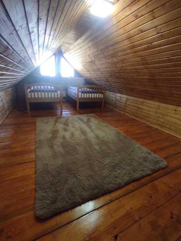 La Hacienda - Studio - Split Level