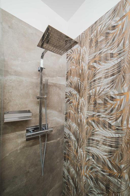 Humboldt Luxury Rooms Taormina - 11