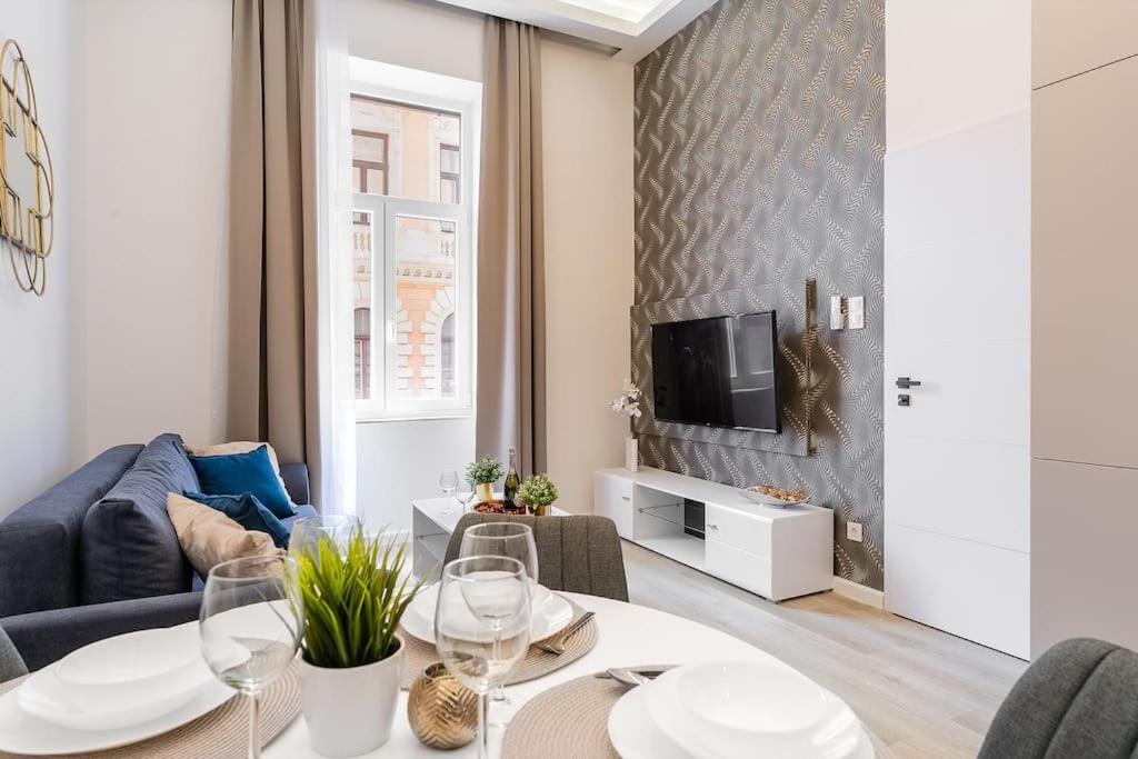 Deluxe Central Budapest Retreat 1085 Budapest, József körút 36 kép - 1