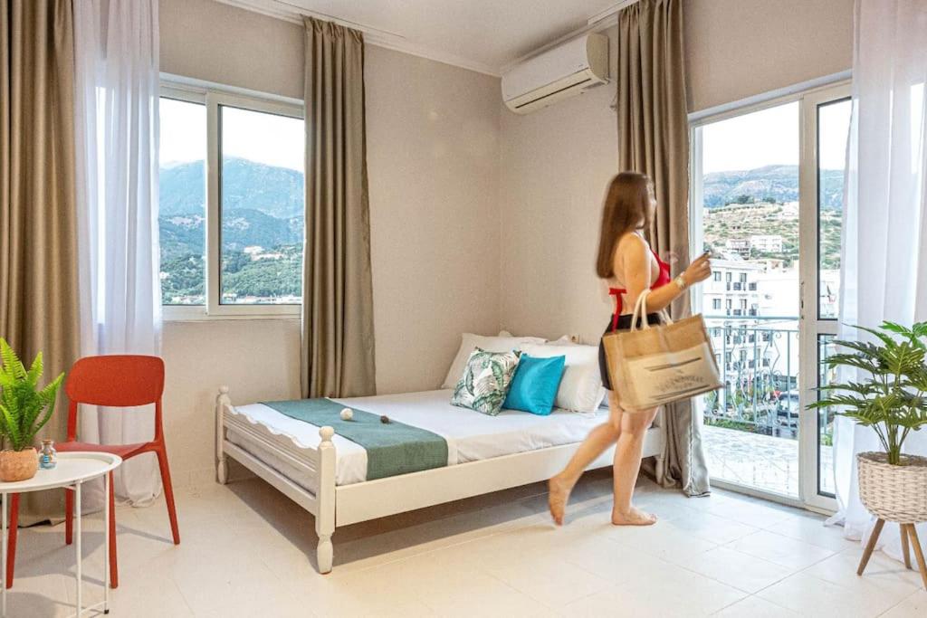 Himara City 23 - Central, Beach Access