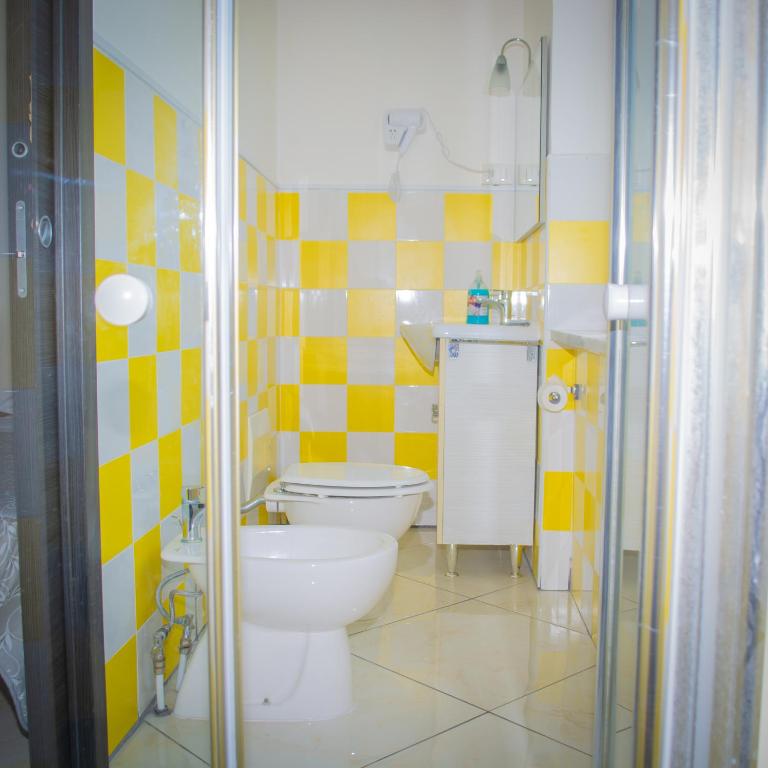 Koupelna v ubytování max hotel e restaurant