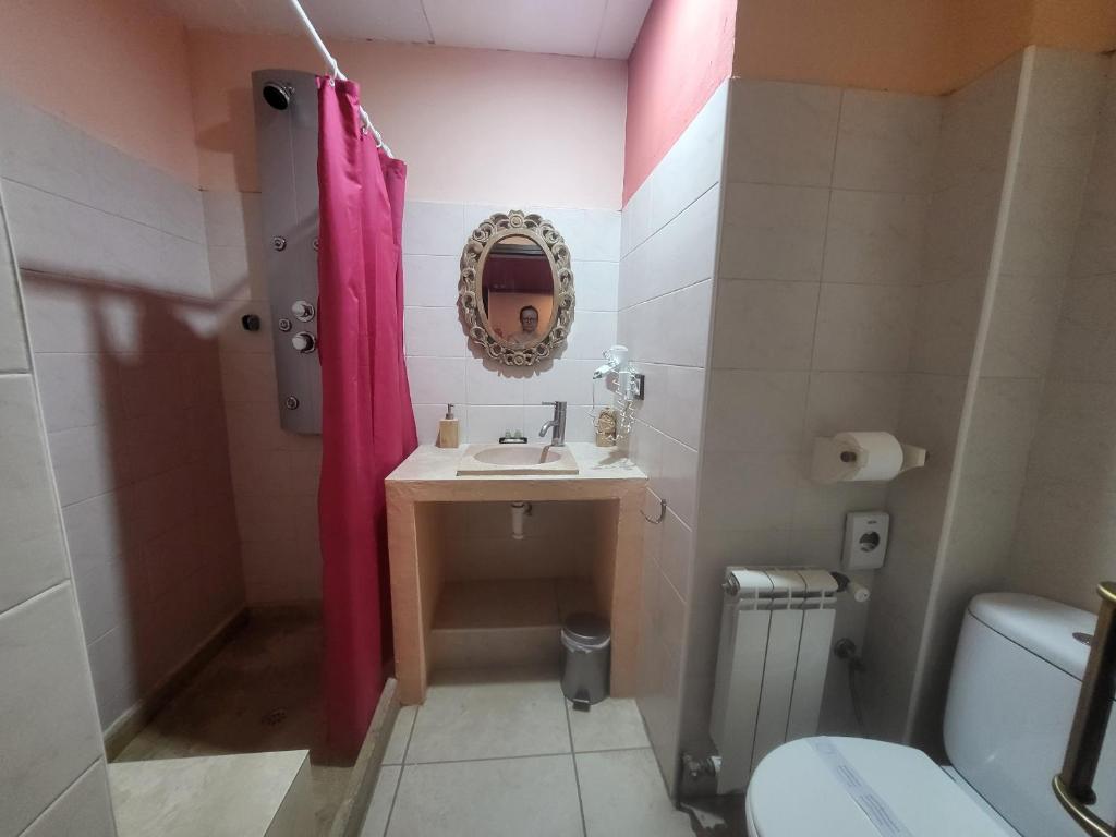 Koupelna v ubytování HOTEL PASTERAL RIU TER