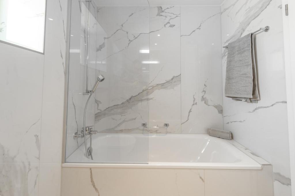 Modische Wohnung in der Nähe des Bahnhofs! - Resim 18