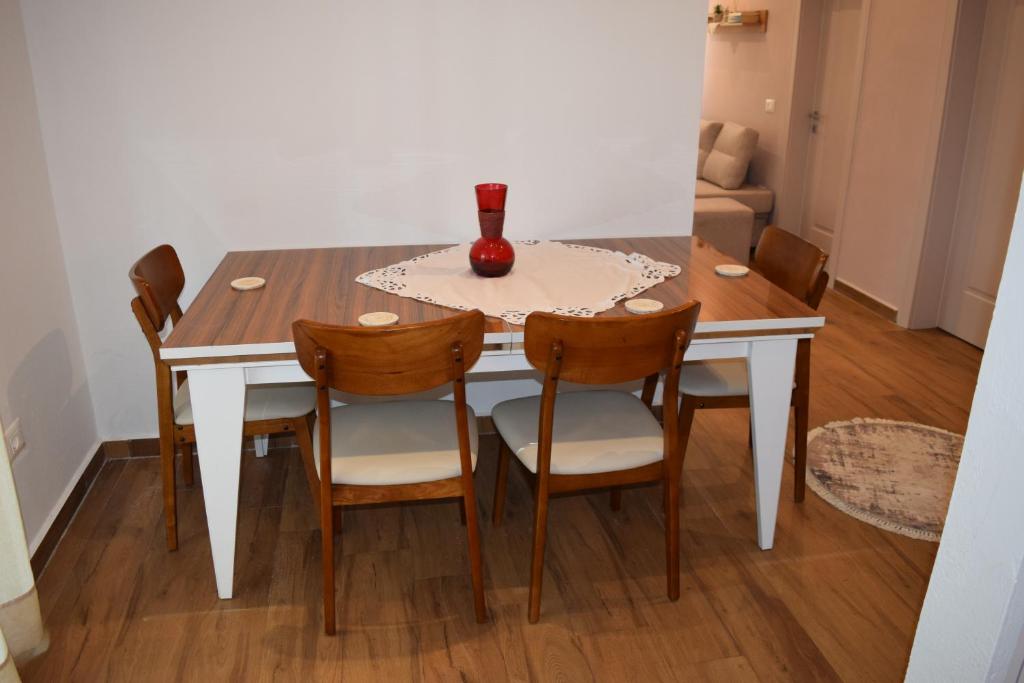 Fotografie z fotogalerie ubytování Chronos Villa Golem, Durrës v destinaci Durrës