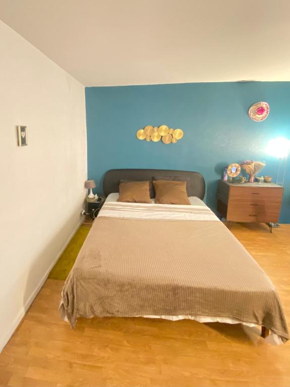 Postel nebo postele na pokoji v ubytování Studio centre ville