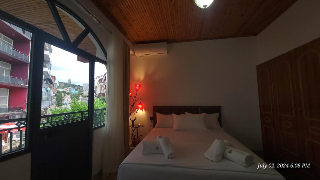 Postel nebo postele na pokoji v ubytování Rooms by Lion