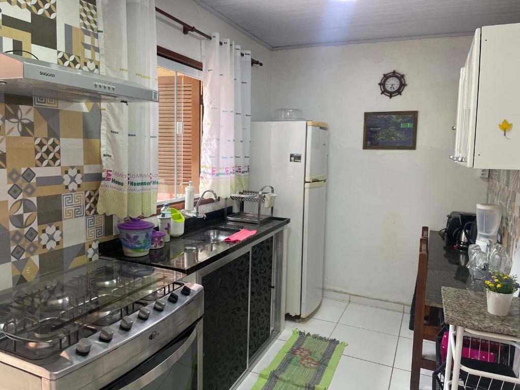 Kuchyň nebo kuchyňský kout v ubytování Casa Ilha Grande - RJ