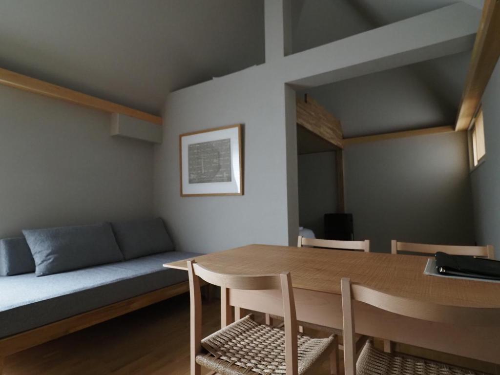 Posezení v ubytování HIYASAI -LOGIN Kurashiki-