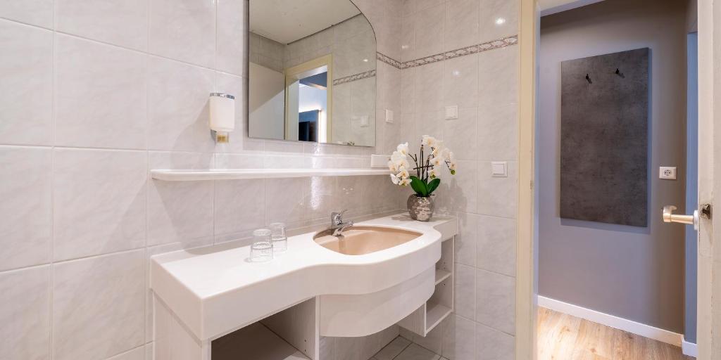PLAZA INN Rieker Stuttgart Hauptbahnhof - Resim 4
