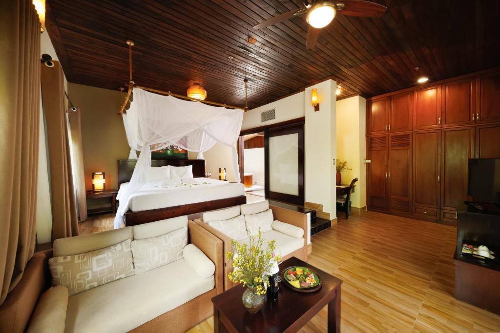 Bungalow với Bể sục và Tầm nhìn ra Biển