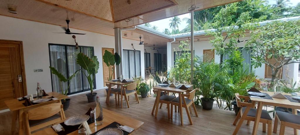 Restaurace v ubytování Infinity Beach Dhigurah