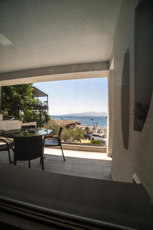 Epirus Hotel - Villa - Beach Front