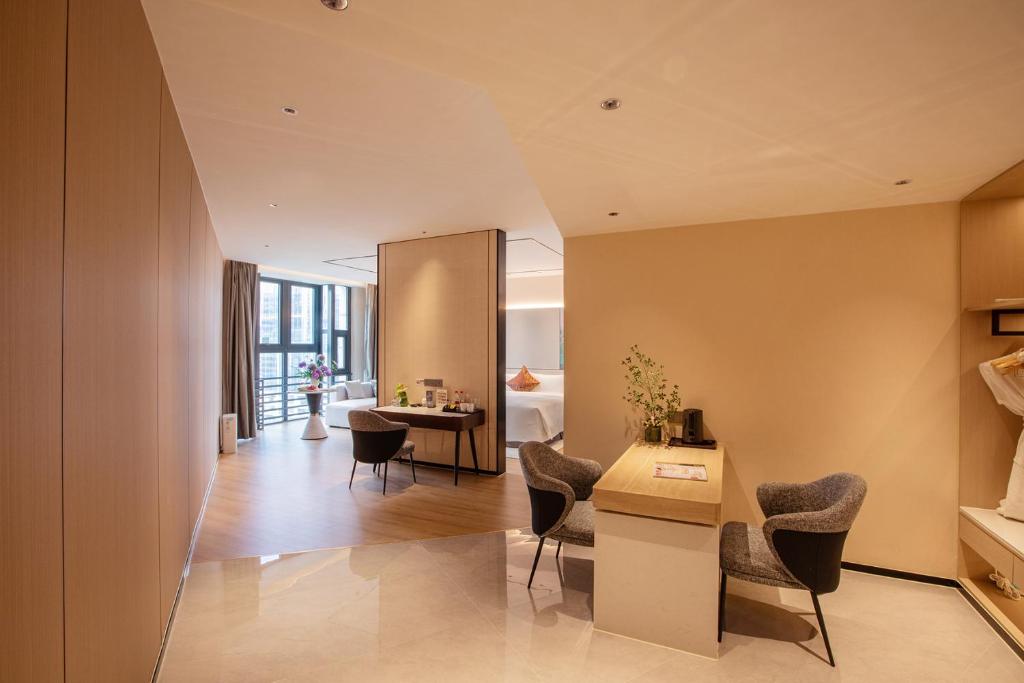 Posezení v ubytování Lia Charlton Hotel Shenzhen