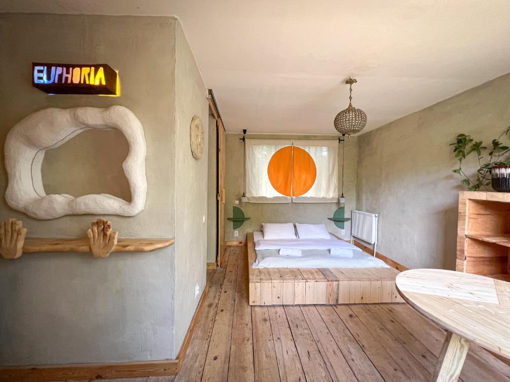 Letto o letti in una camera di Karma Hostel