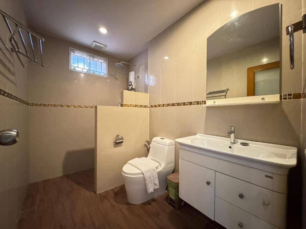 Ένα μπάνιο στο Neolin Asia Pool Villa