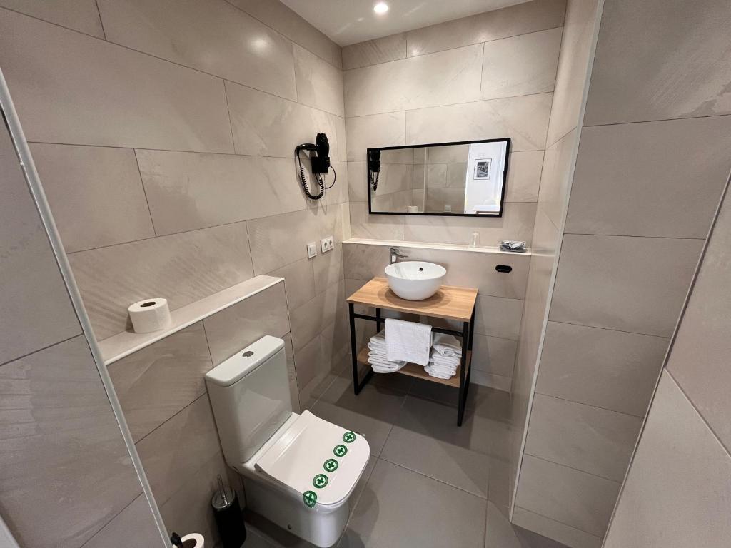 Koupelna v ubytování Hostal Tarrés
