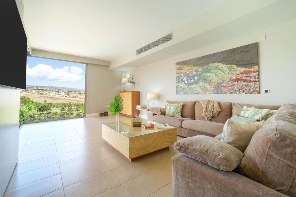 A seating area at Villa Gran Canaria Specialodges