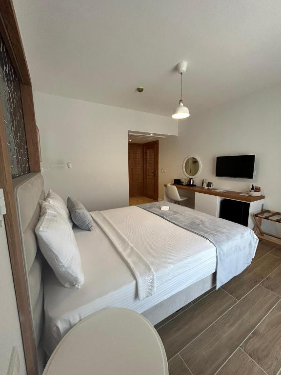 Olea Nova Hotel - Doppelzimmer Mit Gartenblick