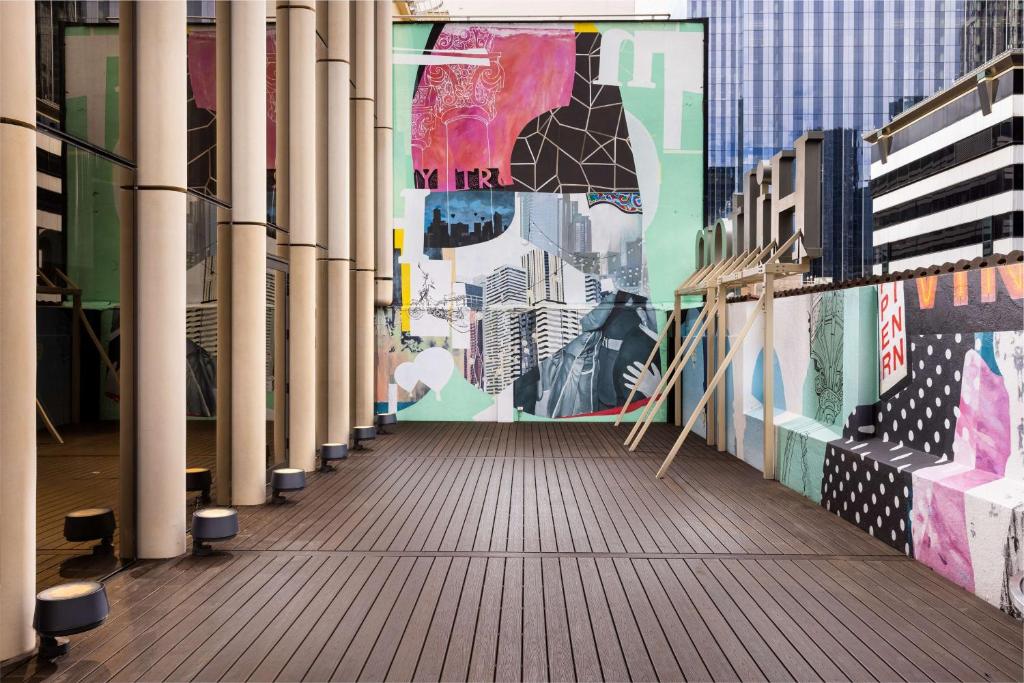 Hilton Melbourne Little Queen Street - Resim 43