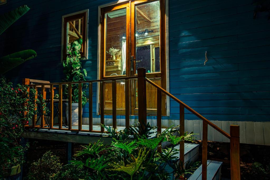 Blue Lagoon Cat Ba - 3