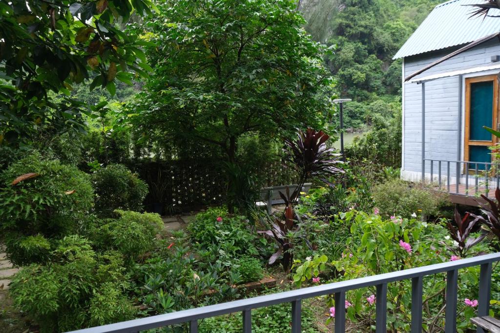 Blue Lagoon Cat Ba - 18