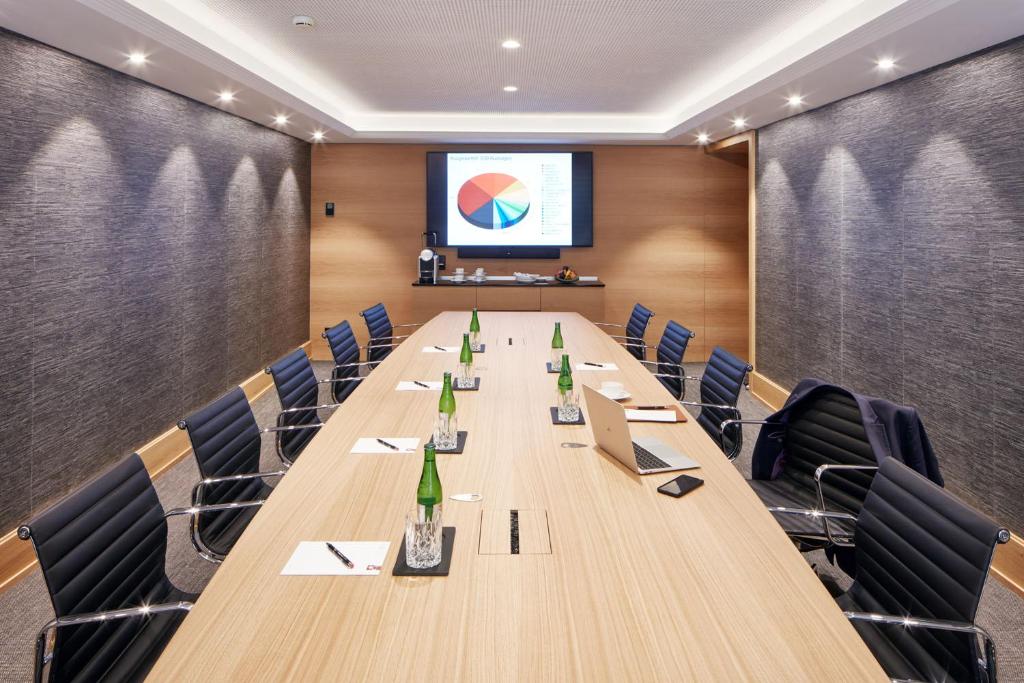 Hotel Schweizerhof Zürich - Resim 38