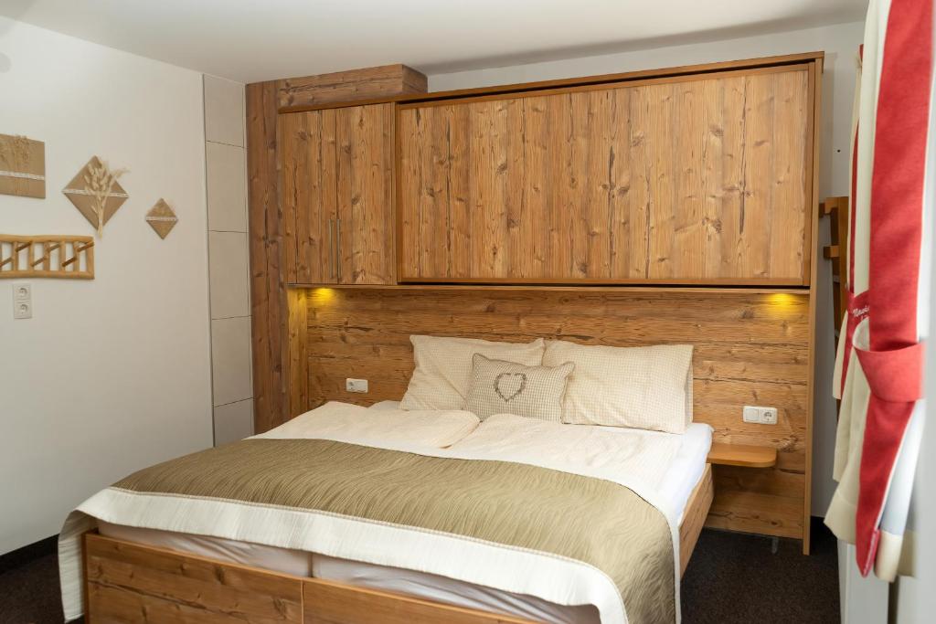 Postel nebo postele na pokoji v ubytování Wohnung Grief 143- Naviser Huette