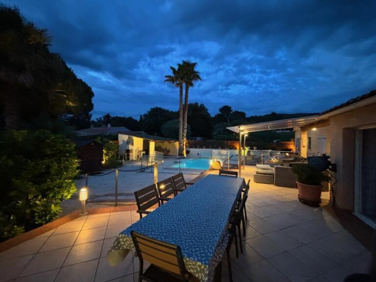 Photo de la galerie de l'établissement Les chênes vert, au Beausset