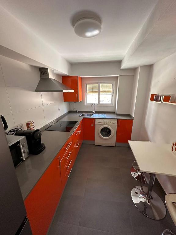 Kuchyň nebo kuchyňský kout v ubytování Seashell apartment in Cullera