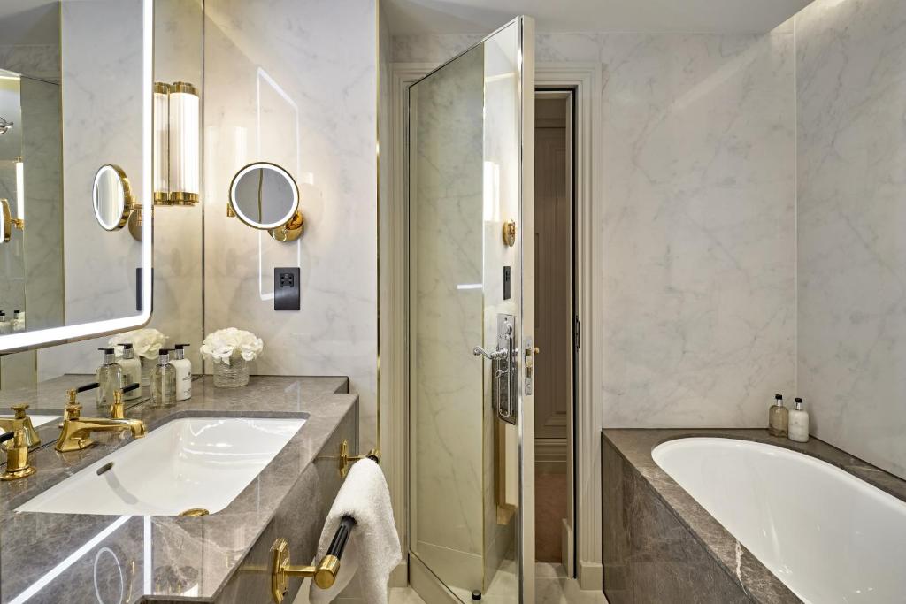 London Hilton on Park Lane - Signature Suite