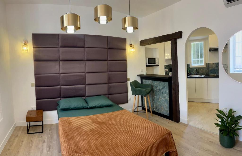 Photo de la galerie de l'établissement Le petit Carlthon appart, à Cannes