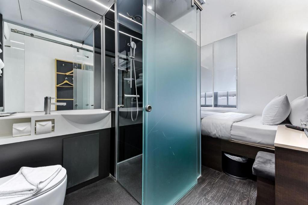 The Z Hotel Holborn - Resim 24