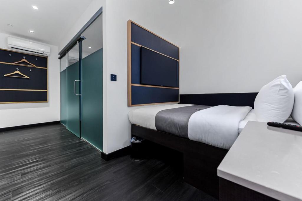 The Z Hotel Holborn - Resim 30