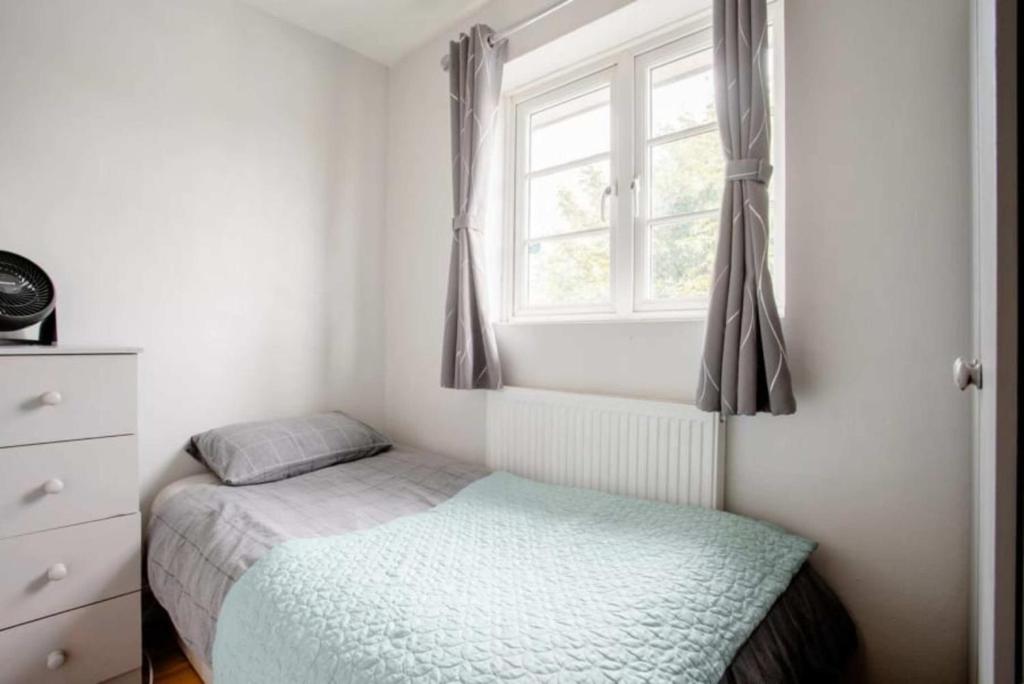 London Comfy Doubles - 