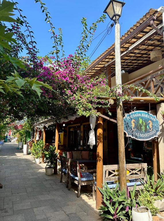 Imagem da galeria de Pousada Bar Café Algas Marinhas em Praia do Forte