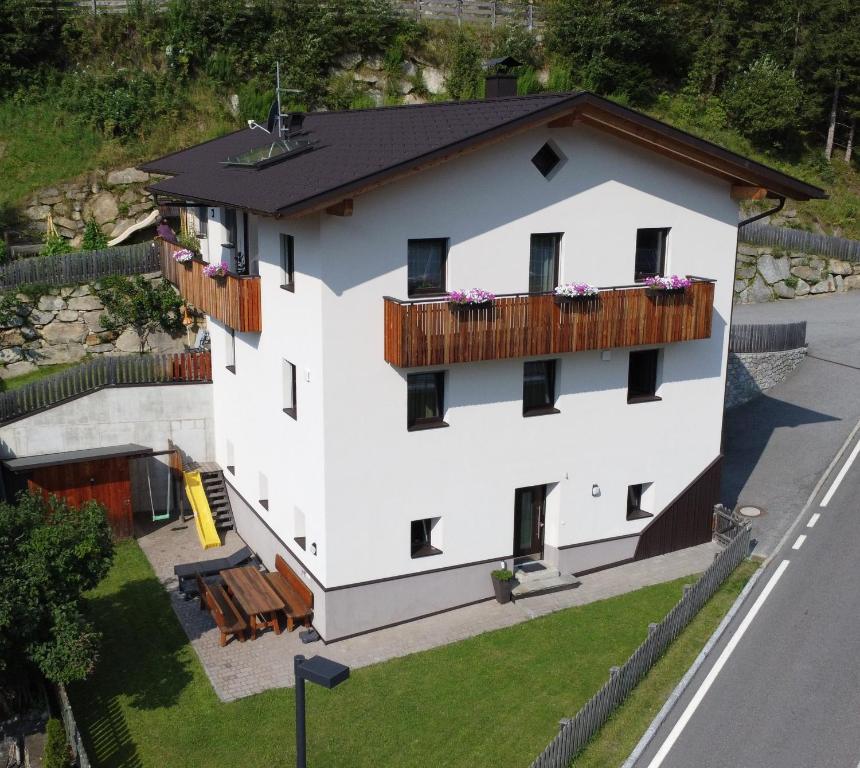 The building in which Az apartmant is located