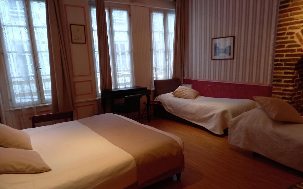 Brit Hotel Comtes De Champagne - Troyes Centre Historique - Familienzimmer