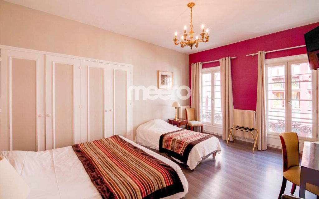 Brit Hotel Comtes De Champagne - Troyes Centre Historique - Dreibettzimmer - Nebengebäude