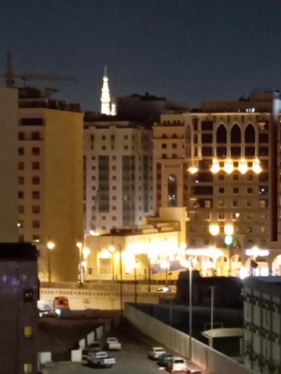 Gallery image of this property