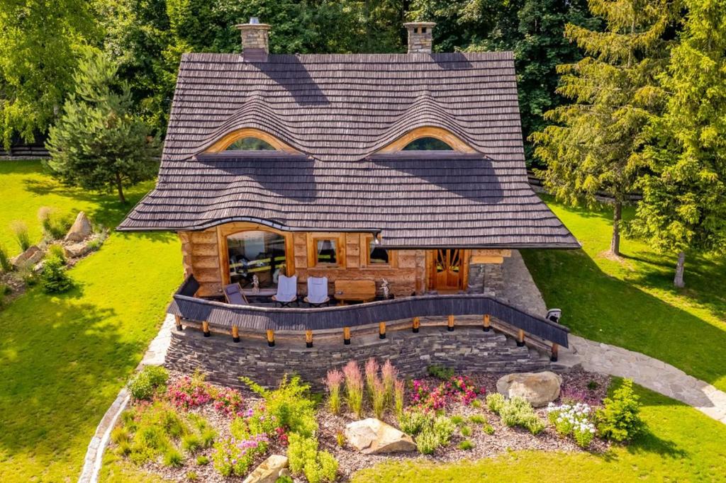 Κήπος έξω από το Osada Jaworzyny Domek Groń z Jaskinią SPA