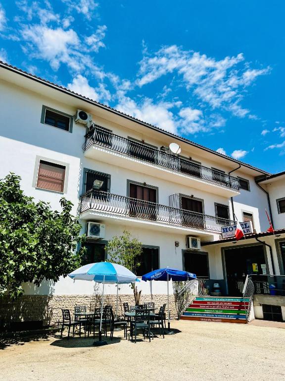 Budova, kde se hotel nachází