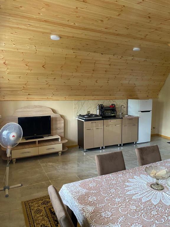 Kuchyň nebo kuchyňský kout v ubytování QubAframe
