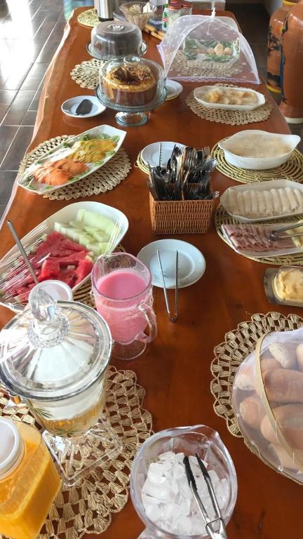 Comida no cama e café (B&B) ou em algum lugar perto