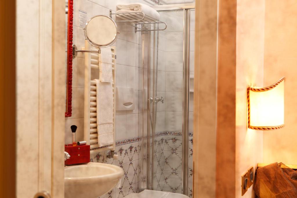 Pensione Accademia - Villa Maravege - 4