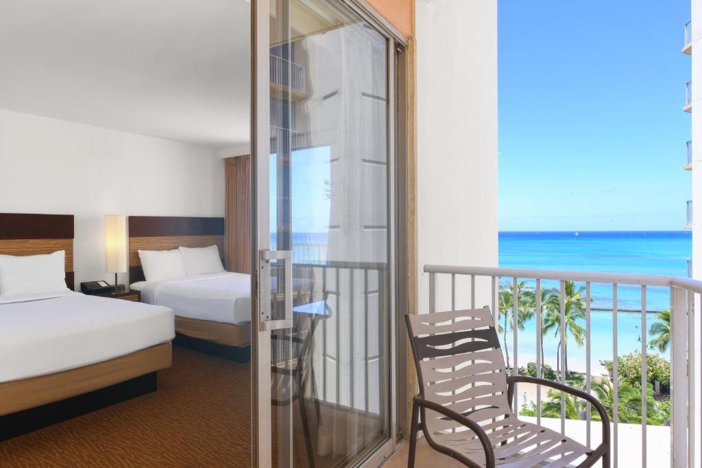 Park Shore Waikiki - Oceano Parziale View Due Doppi