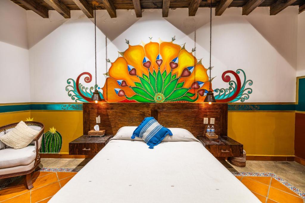 El Palacio Del Gambusino - Suite With Mountain View
