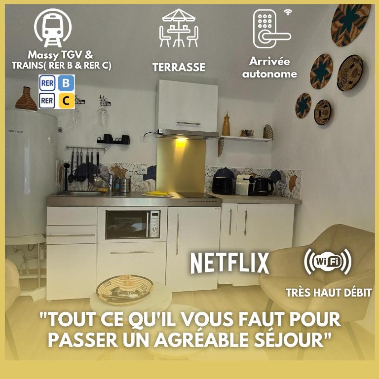 une publicité pour une cuisine avec une cuisine blanche dans l'établissement La Perle Rare, à Massy