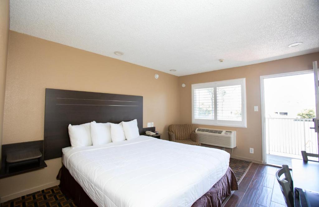 Budget Inn Expressway Hub - King Room - Niet -roken