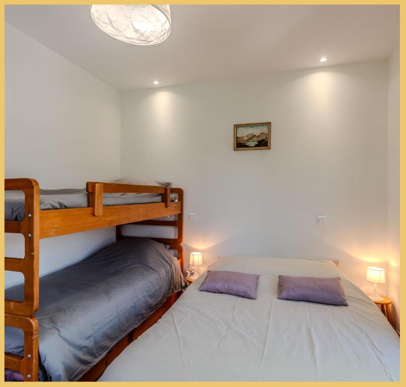 Postel nebo postele na pokoji v ubytování Chez Drum I Villa T3 I Thonon
