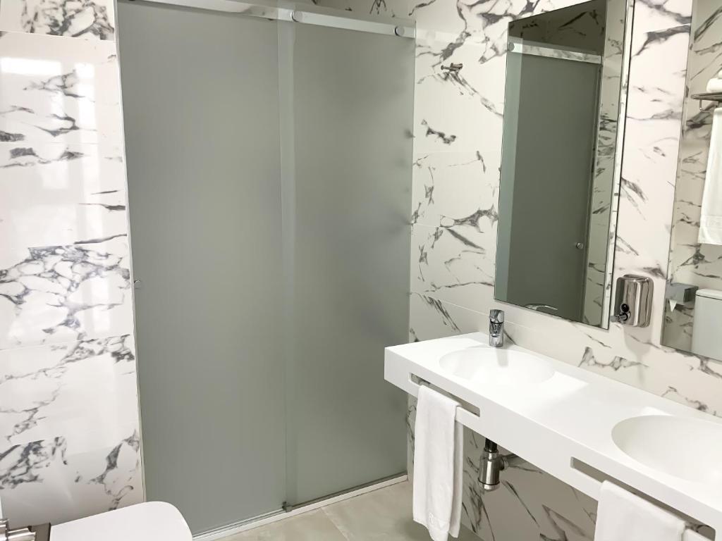 Feelathome Rivero Apartments - 15